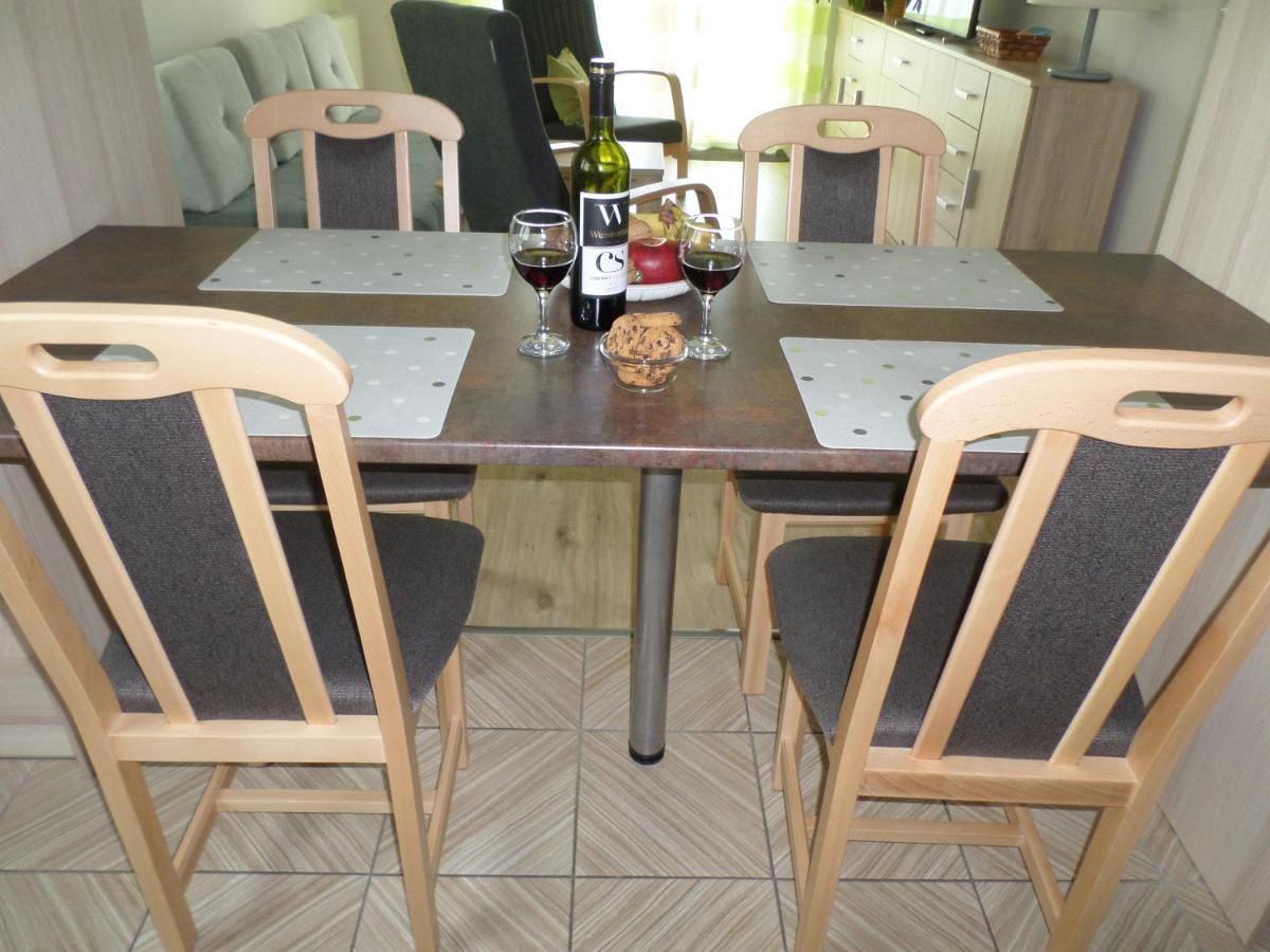 Lakóparki Apartman Veszprem Bagian luar foto