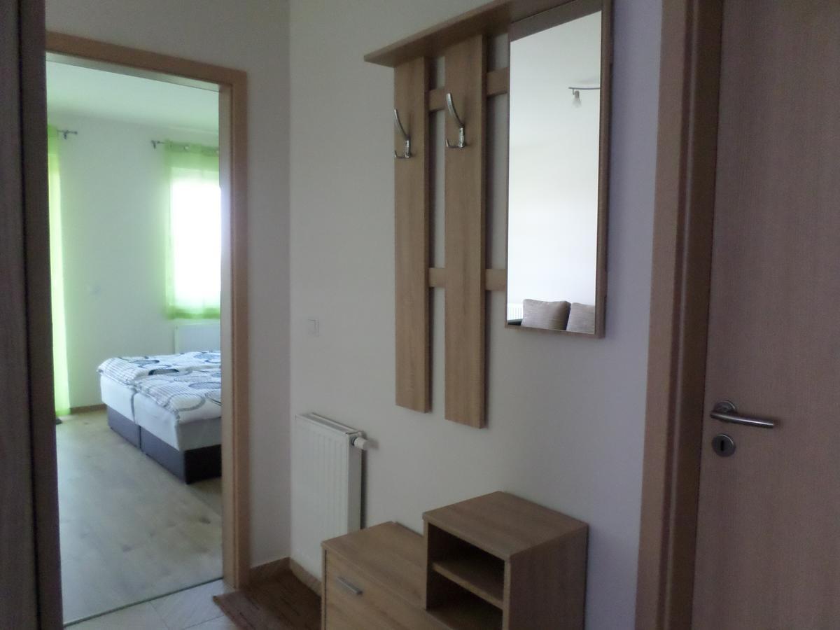 Lakóparki Apartman Veszprem Bagian luar foto