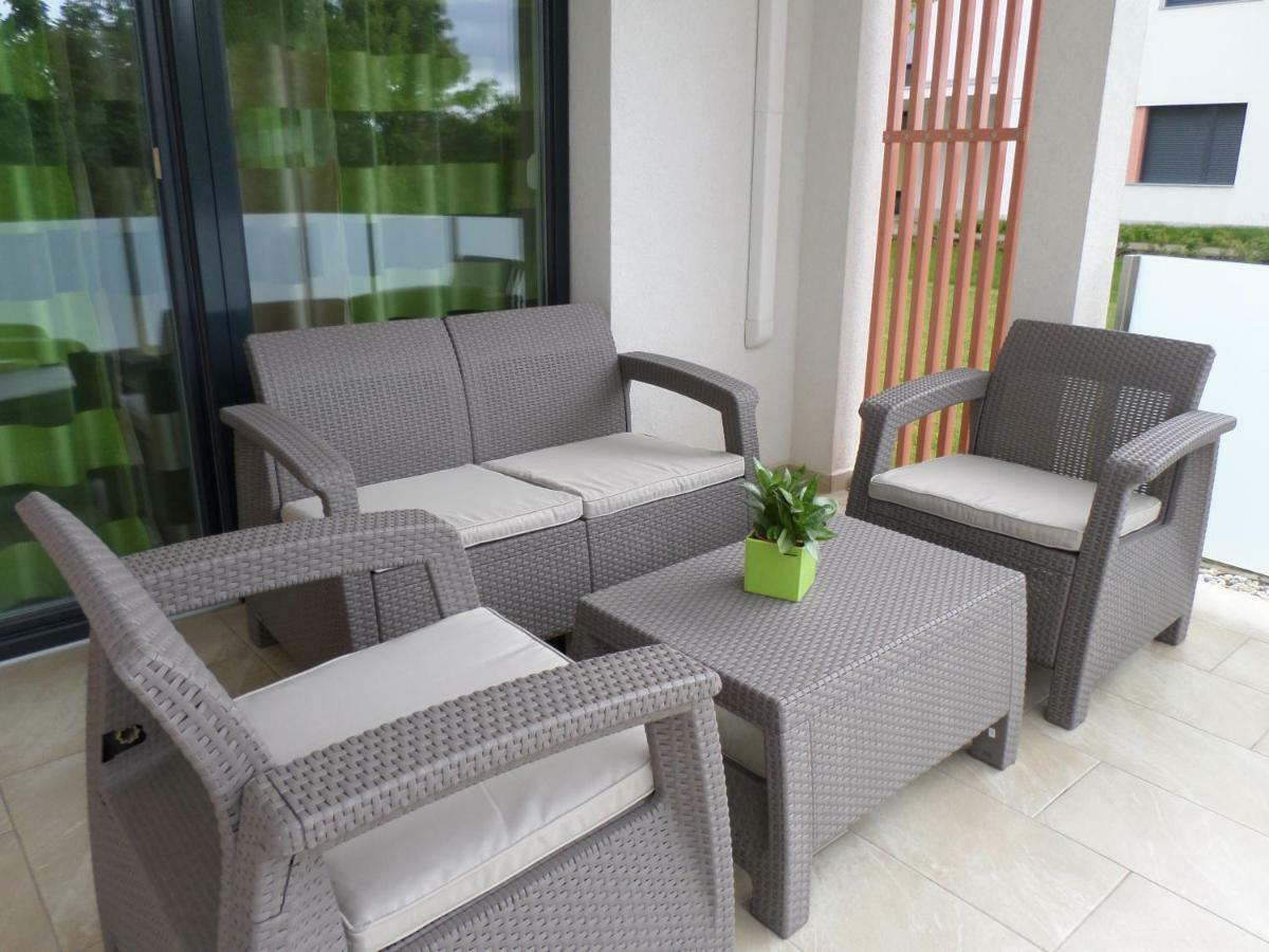 Lakóparki Apartman Veszprem Bagian luar foto